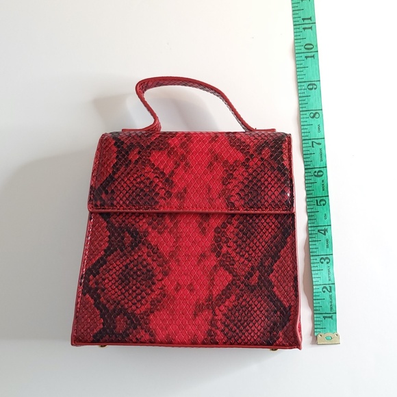 AQUA Trendy Red Black Snakeskin Print Mini Purse Crossbody Strap and Top Handle - Picture 8 of 11